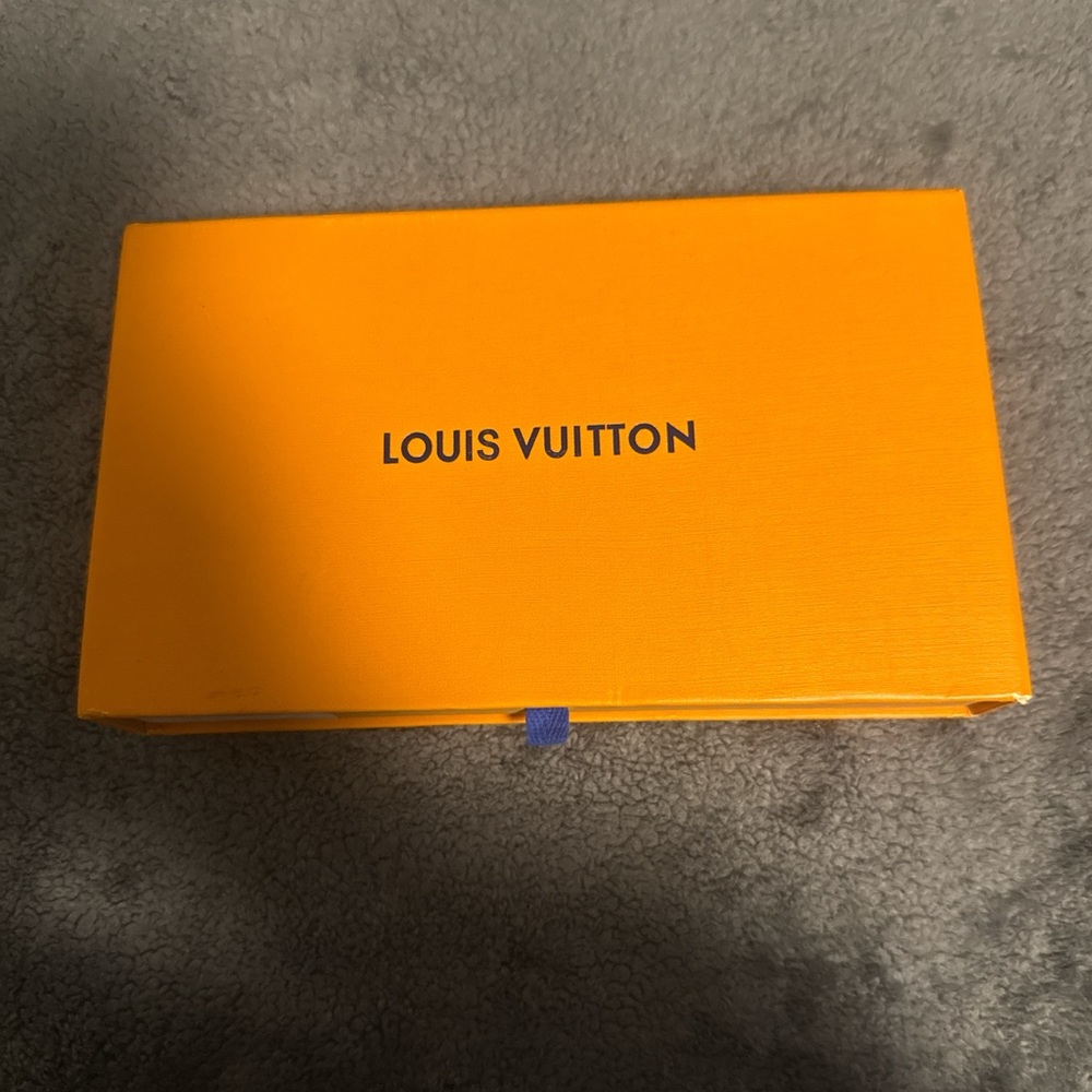 Louis Vuitton Vibrant Orange Box